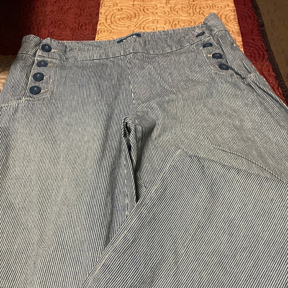 Sarah Jessica Parker wide leg